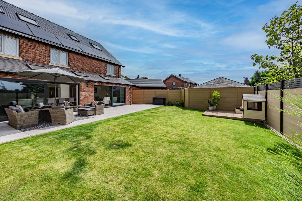 House in South Ribble, Little Hoole - View 4