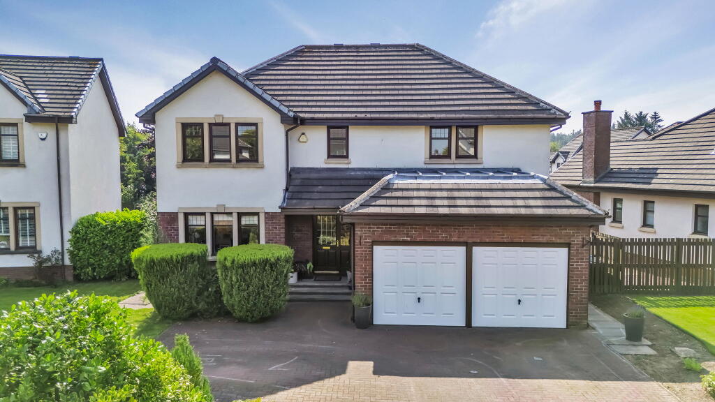 Main image of property: 7 Golf View, Strathaven, ML10 6AZ