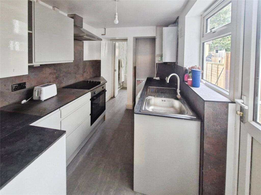 House in Canterbury - View 2