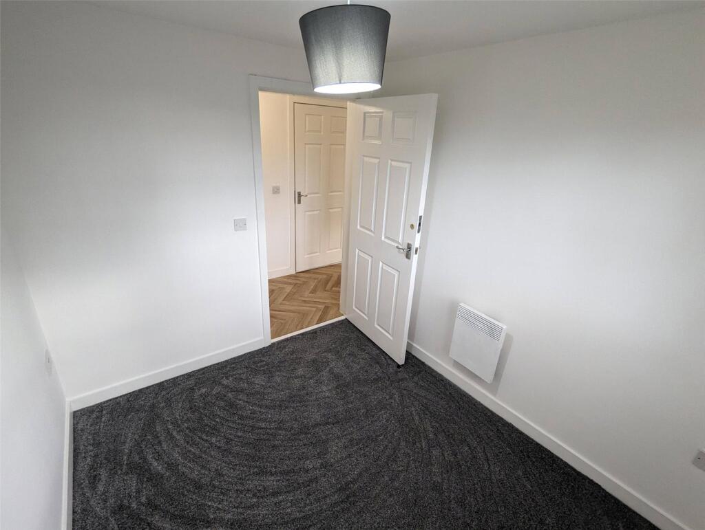Hendeley Court, Burton-on-Trent, Staffordshire, DE14 photo 4
