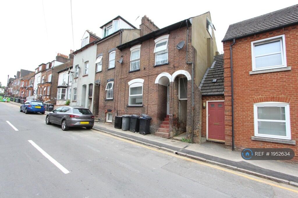 Main image of property: Buxton Road, Luton, LU1