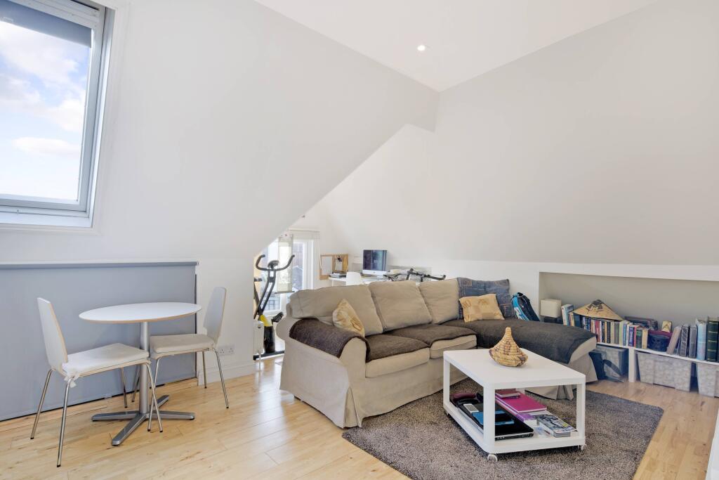 Madeira Road, Streatham photo 2