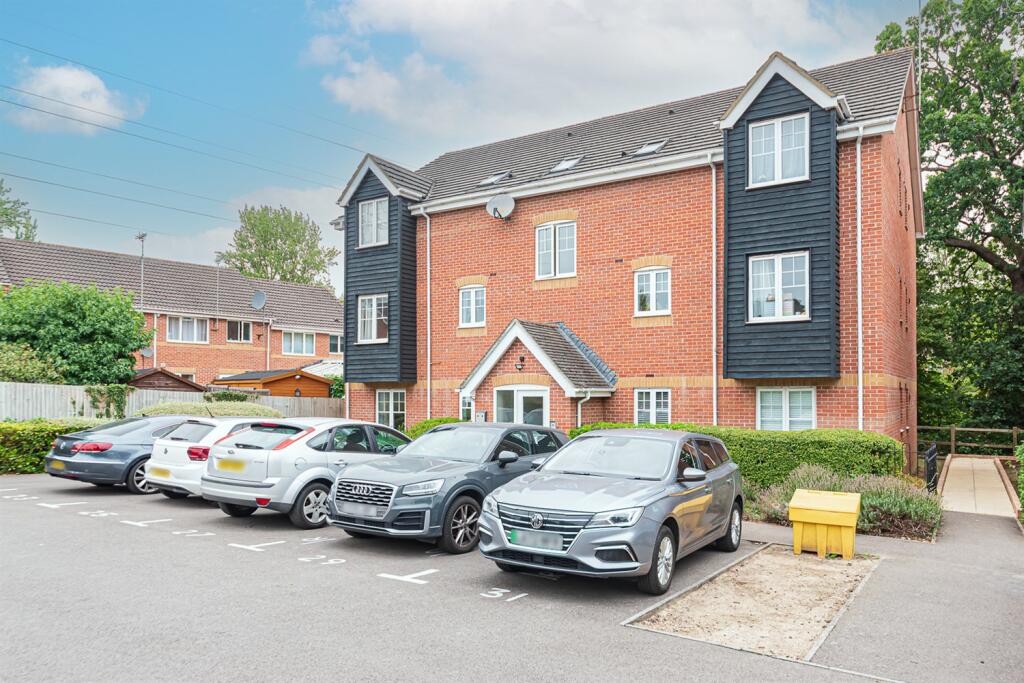Main image of property: Howell Close, Arborfield, Reading, RG2