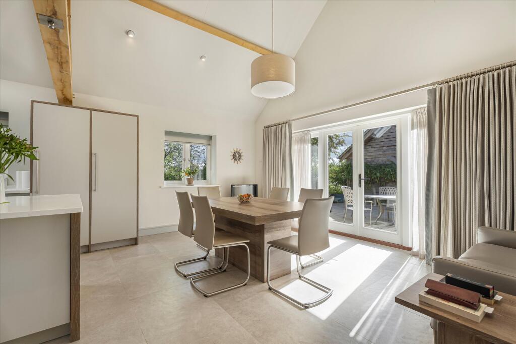 House in West Oxfordshire, Cassington - View 3