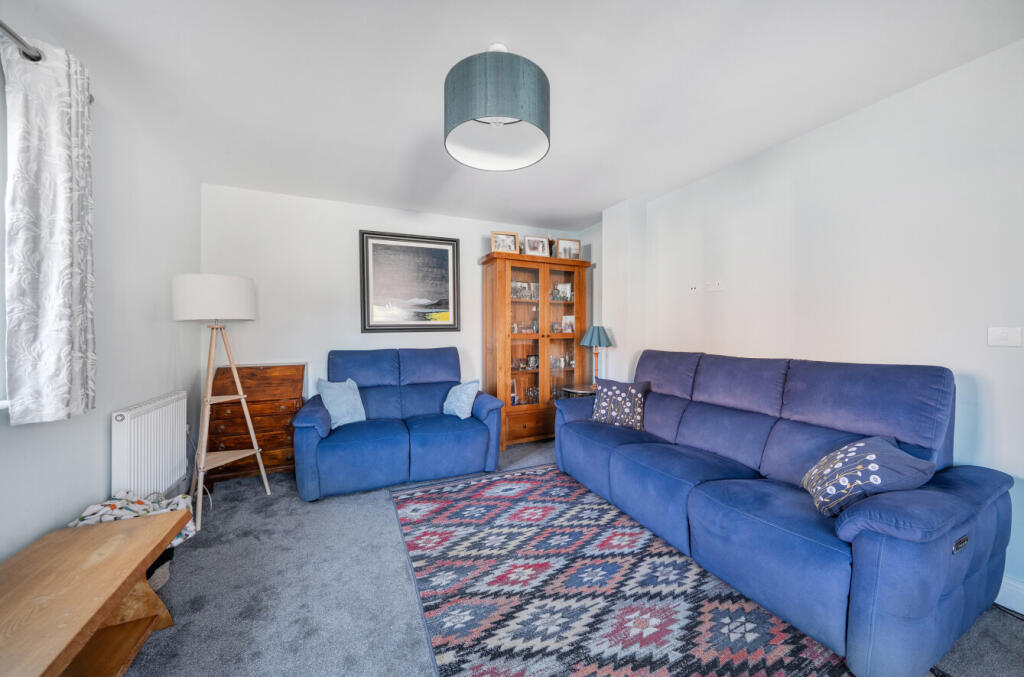 House in Aldershot, Gun Hill Park, North Town - More