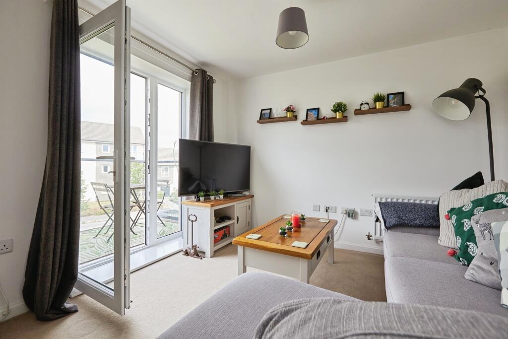 Davies Road, Longhedge, Salisbury - View 6