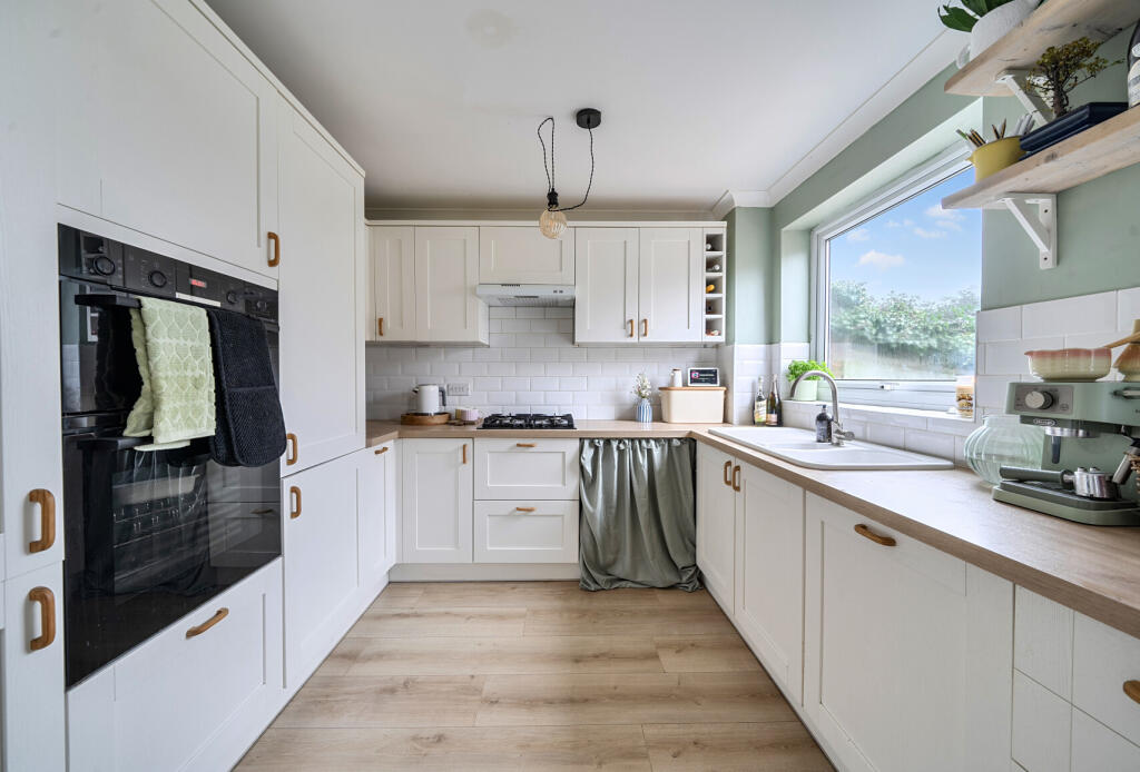 Kenilworth Drive, Willsbridge, Bristol, BS30 photo 3