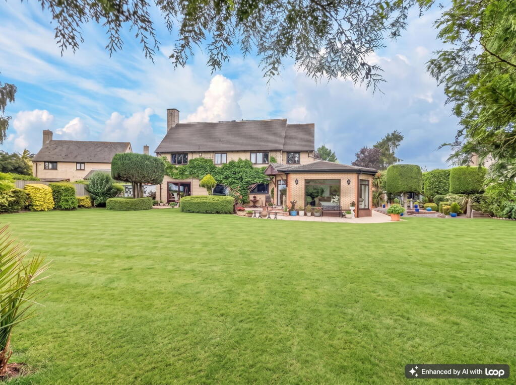 House in Orlingbury - View 3