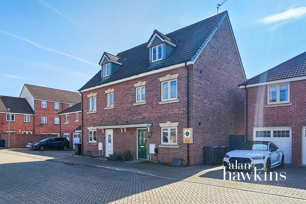 Main image of property: Buxton Way, Royal Wootton Bassett, SN4