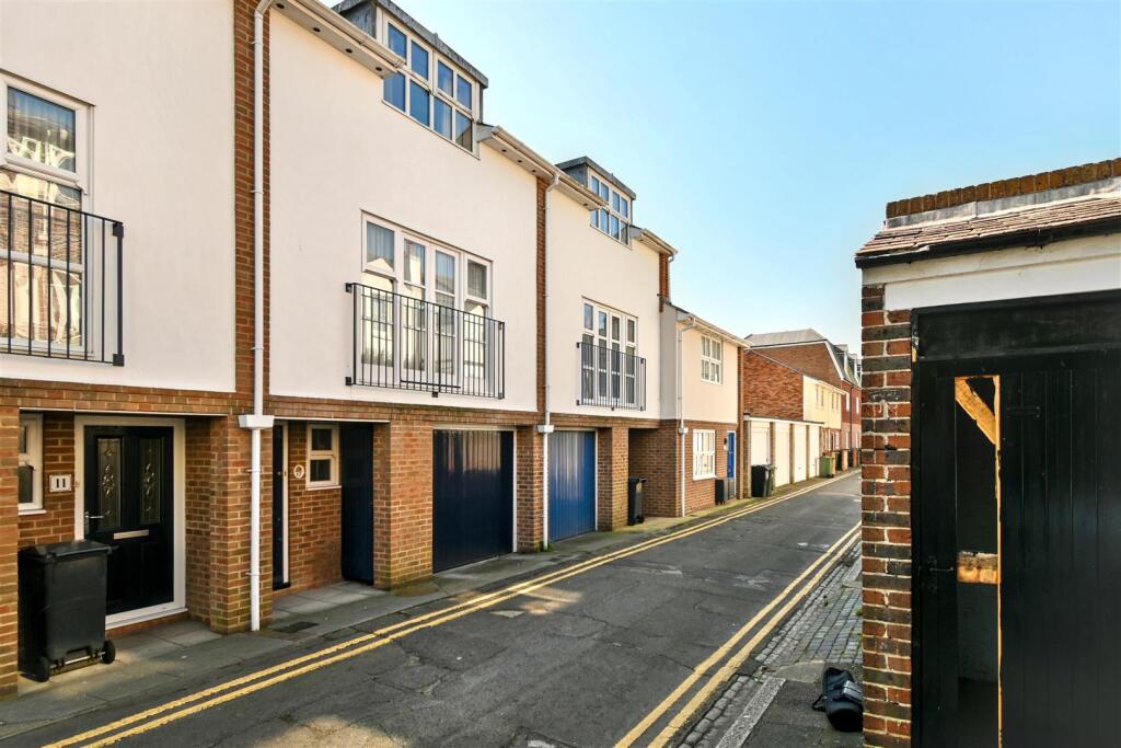 Lushington Lane, Eastbourne