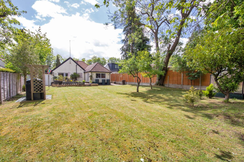 New Barn Road, Longfield, Kent, DA3 7LQ - View 6
