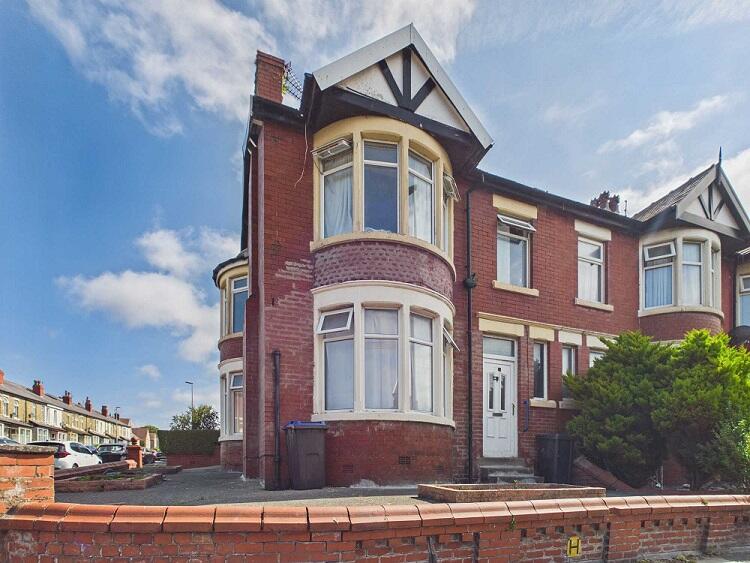 Main image of property: 96 Grasmere Road, Blackpool, FY1 5PN
