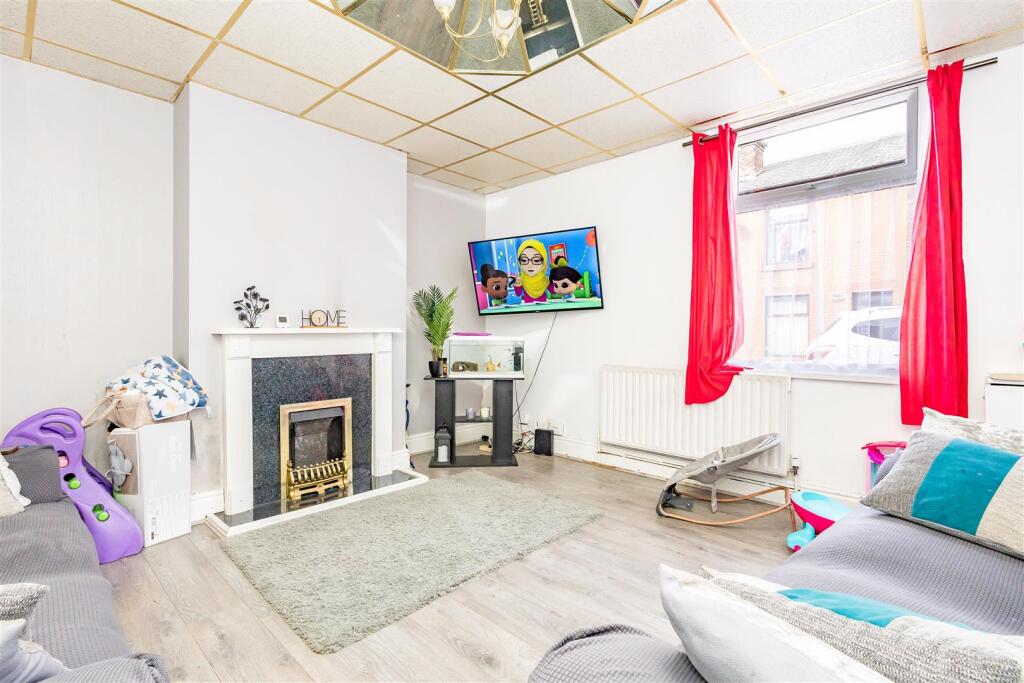 House in Chorley, Cowling - View 2