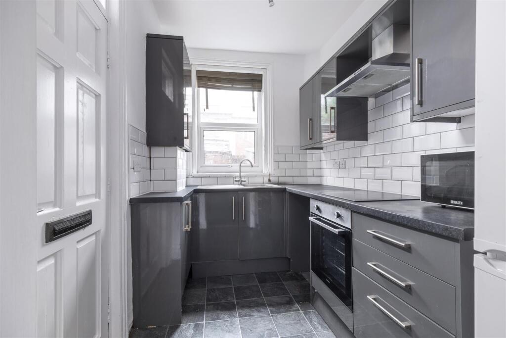 House in Sheffield - View 3