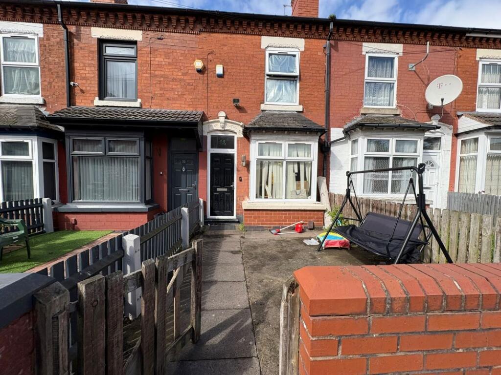 Main image of property: 11 Clent Villas, Taunton Road, Birmingham, West Midlands, B12 8DE