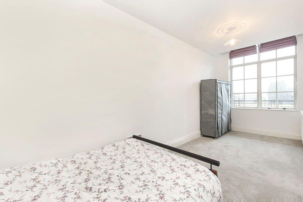 Apartment in York - More