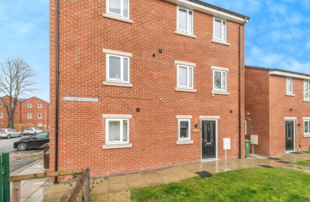 2-bed house on Brendan Close, WAKEFIELD, £180,000