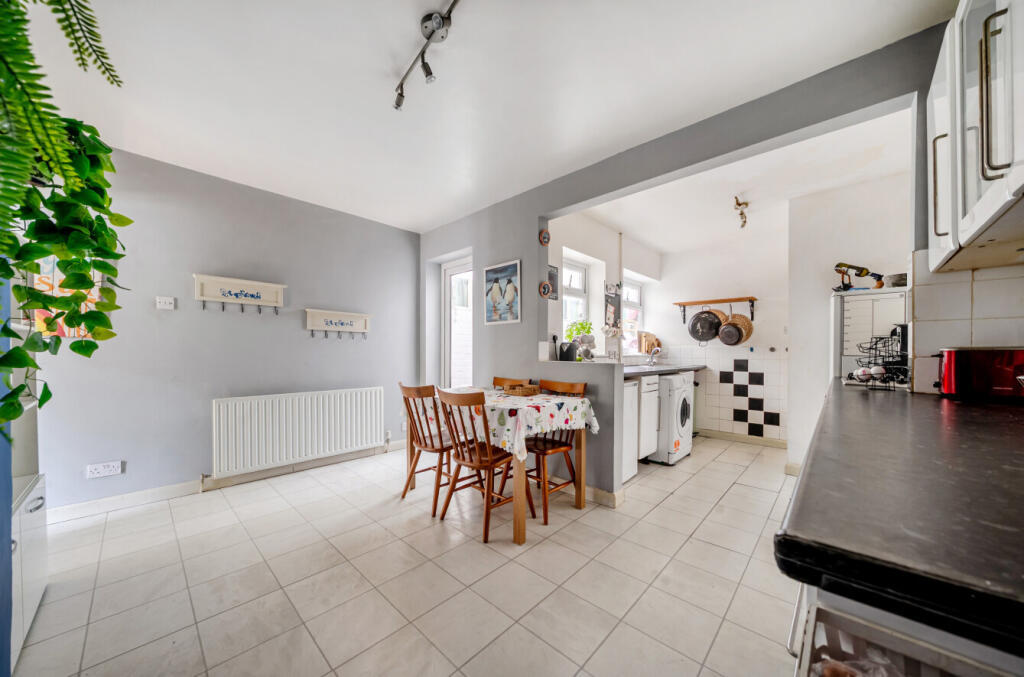 House in Fareham, Hampshire - More