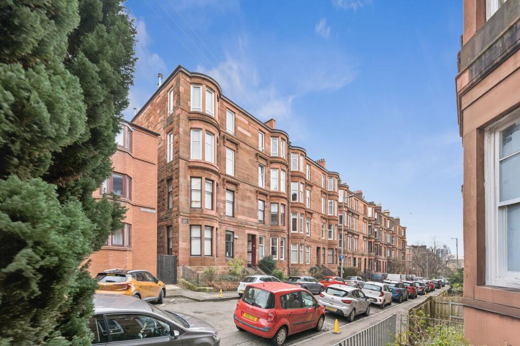 Main image of property: Caird Drive, Flat 0/2, Partickhill, Glasgow, G11 5DT