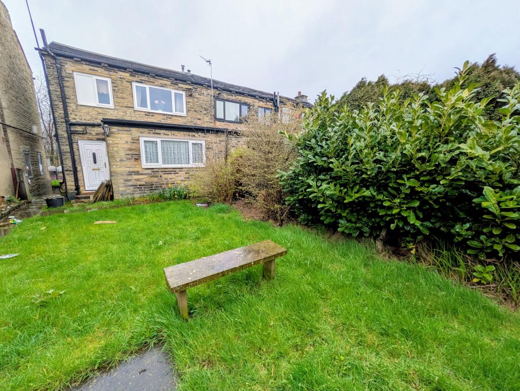 Additional image 10 of Sticker Lane, Bradford, BD4