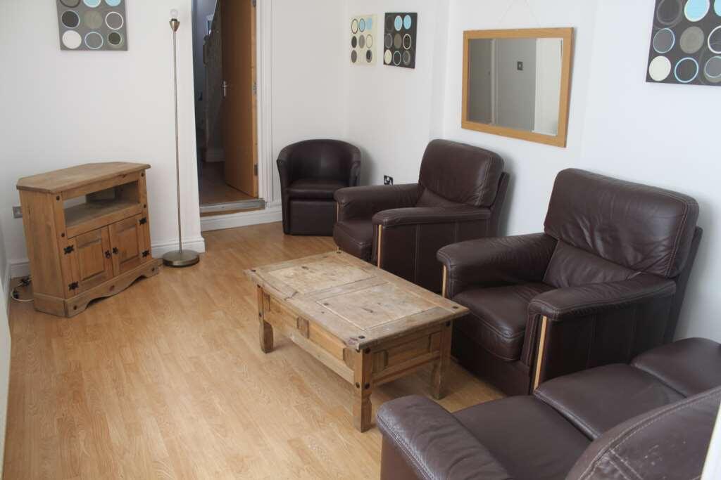 Main image of property: Alfred Street, Roath, Cardiff, CF24 4TZ