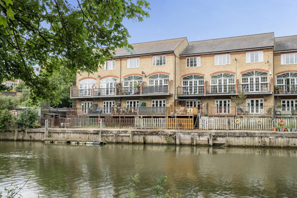Waterside Gate, St Peters Street, Maidstone, ME16