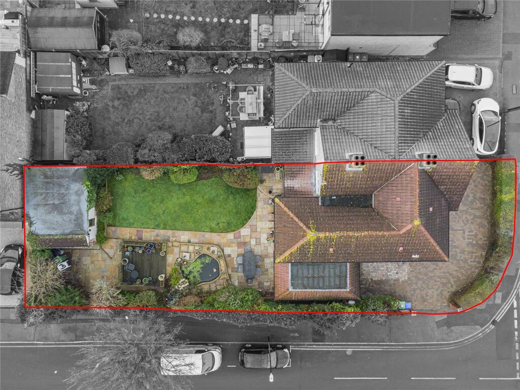 House in London - View 2