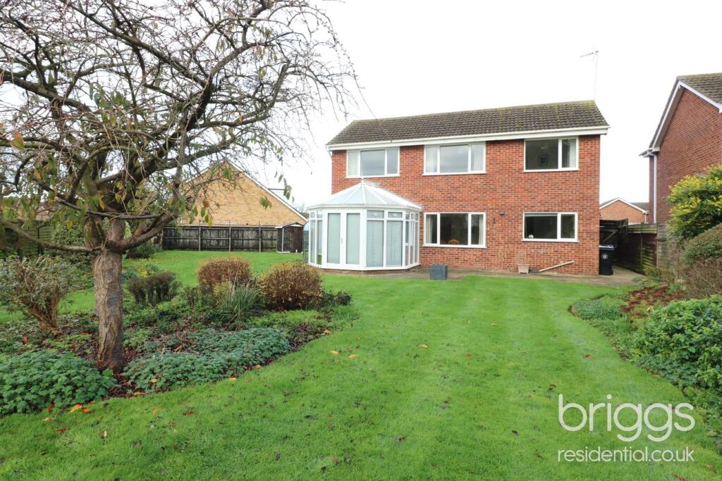 Wade Park Avenue, Market Deeping, PE6 photo 2