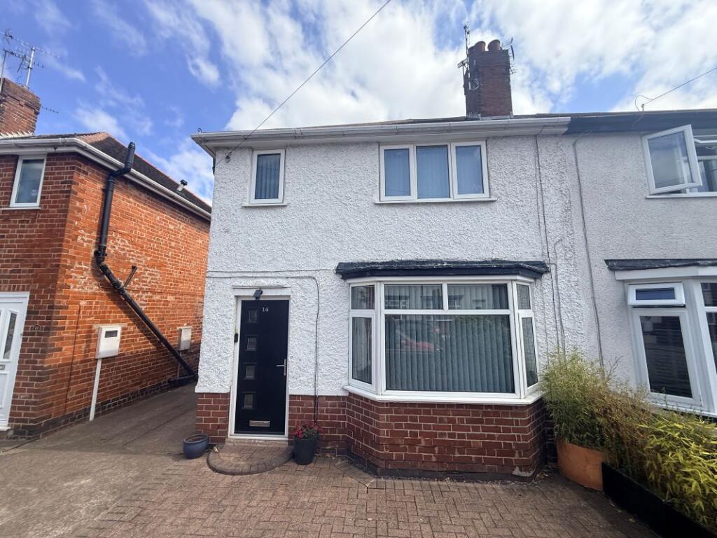 2-bed semi-detached on 14 Dorothy Avenue, Sandiacre, Nottingham, Nottinghamshire, NG10 5LH, £20,000