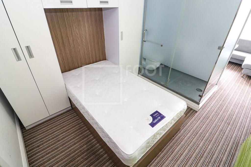 Apartment in Bradford, Eastbrook, Lister Hills - View 4