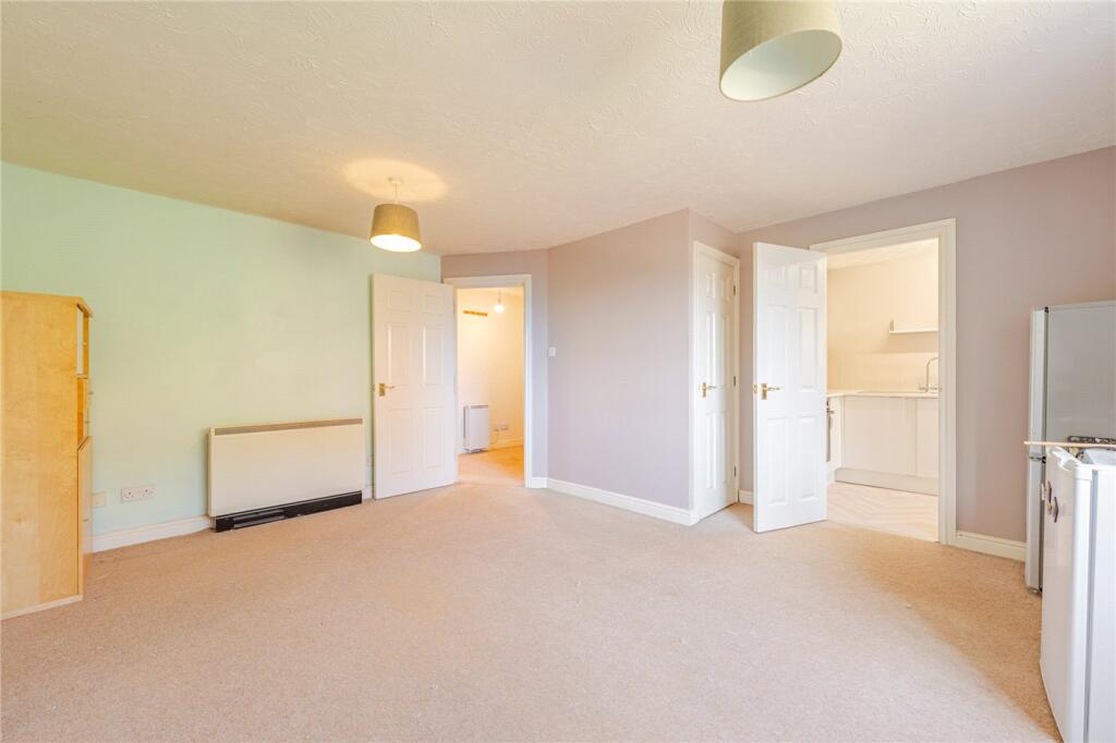 Apartment in Coventry - View 5