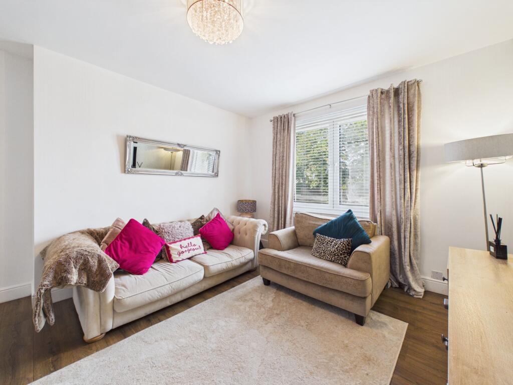 Apartment in Motherwell - View 4