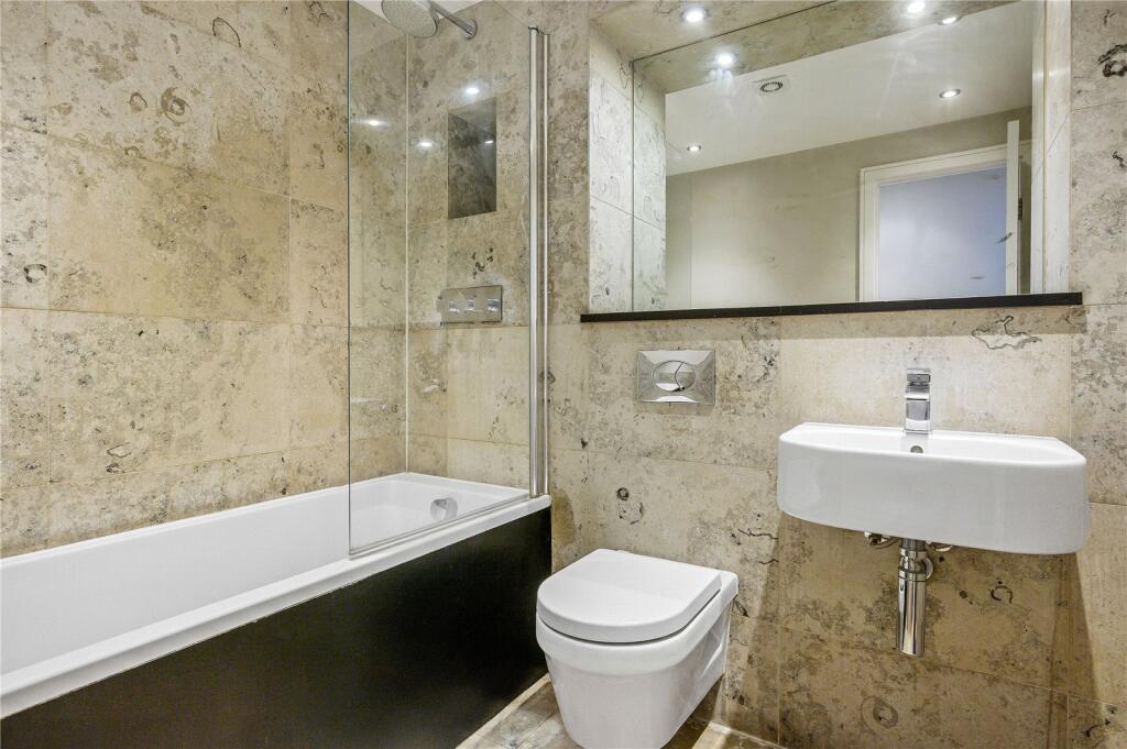 Apartment in London - View 5