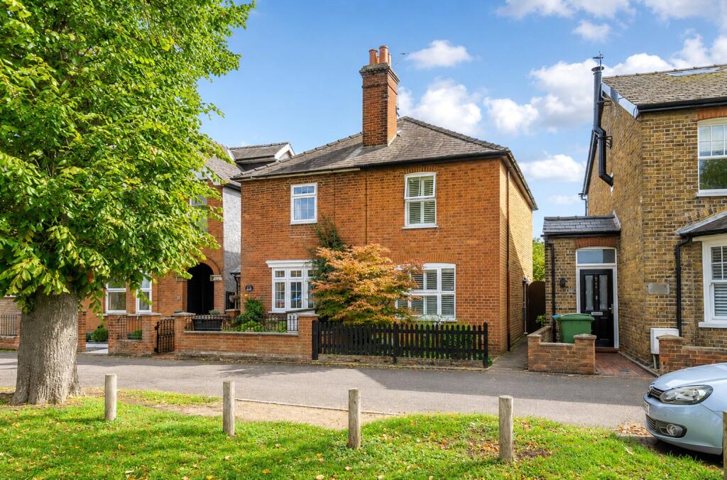 Main image of property: Back Green, Hersham, Walton-on-Thames, Surrey, KT12