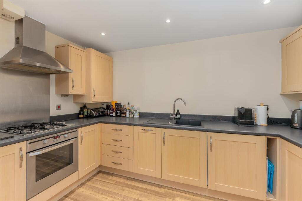 Apartment in Oxford - View 5
