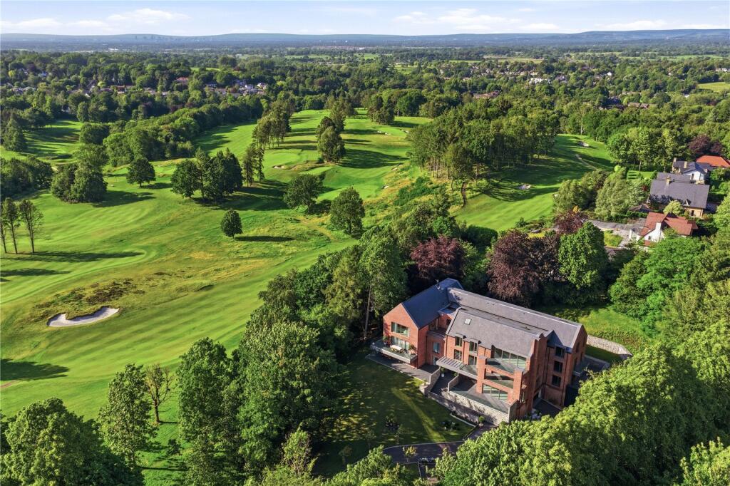 Main image of property: Macclesfield Road, Prestbury, Macclesfield, Cheshire, SK10