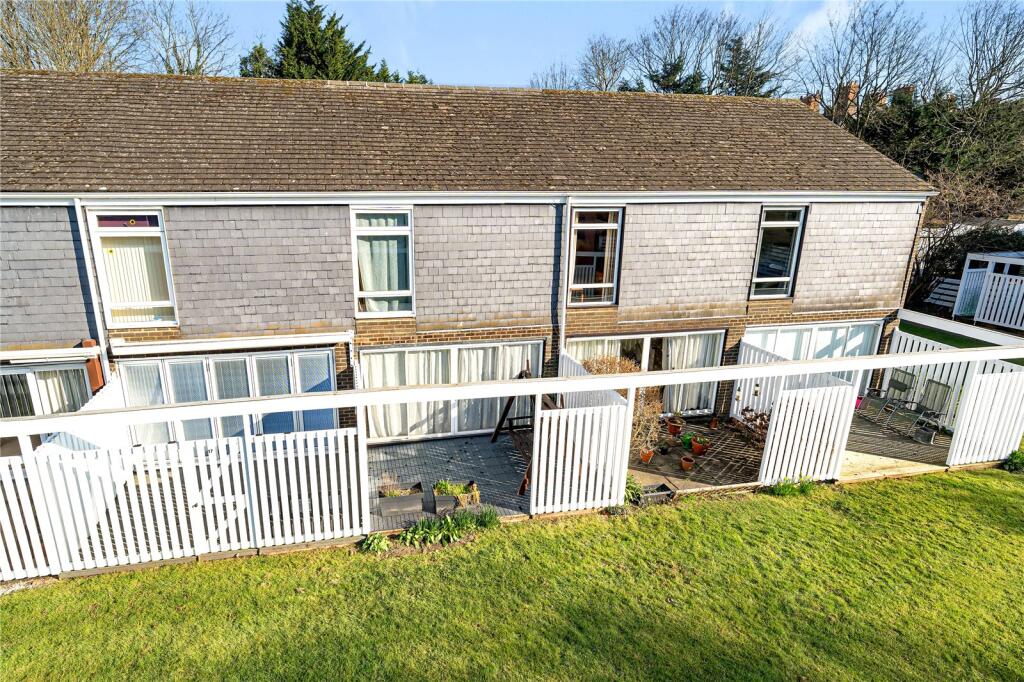 Main image of property: Edinburgh Gardens, Windsor, SL4
