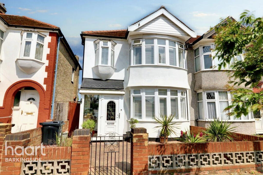 House in Ilford, Barkingside