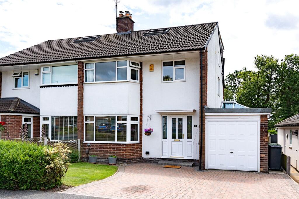 Main image of property: Moseley Wood Green, Leeds, West Yorkshire