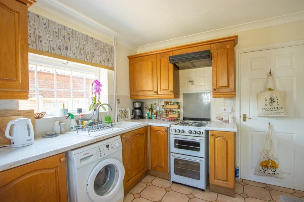House in King's Lynn and West Norfolk, Dersingham - View 2