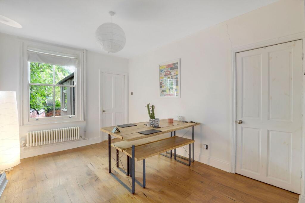 House in Nottingham, Hockley, Sneinton - More