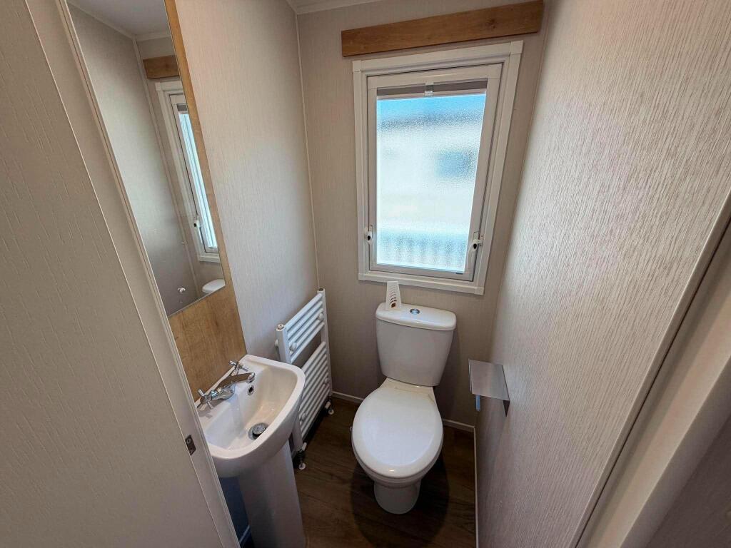 2021 Willerby Grasmere, Golden Sands Holiday Park, Warren Road, Dawlish Warren, Devon, EX7 0PQ - More
