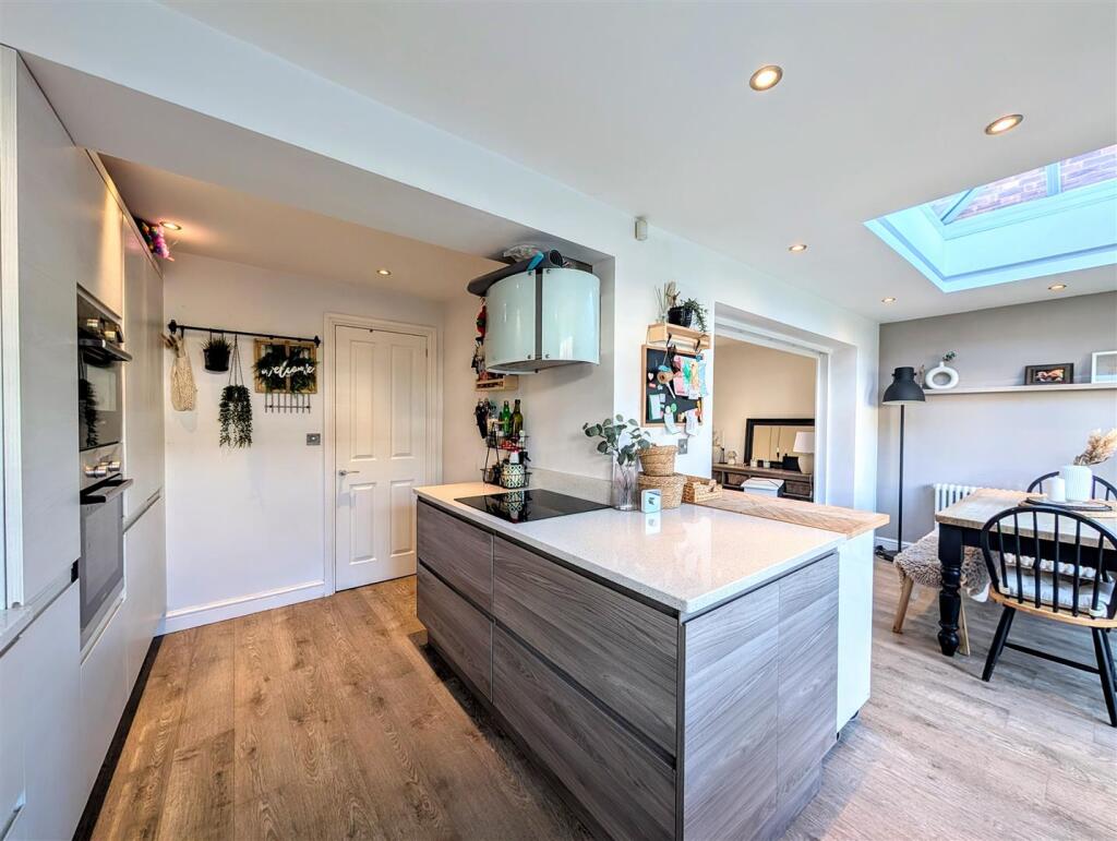 House in Wolverhampton - View 5