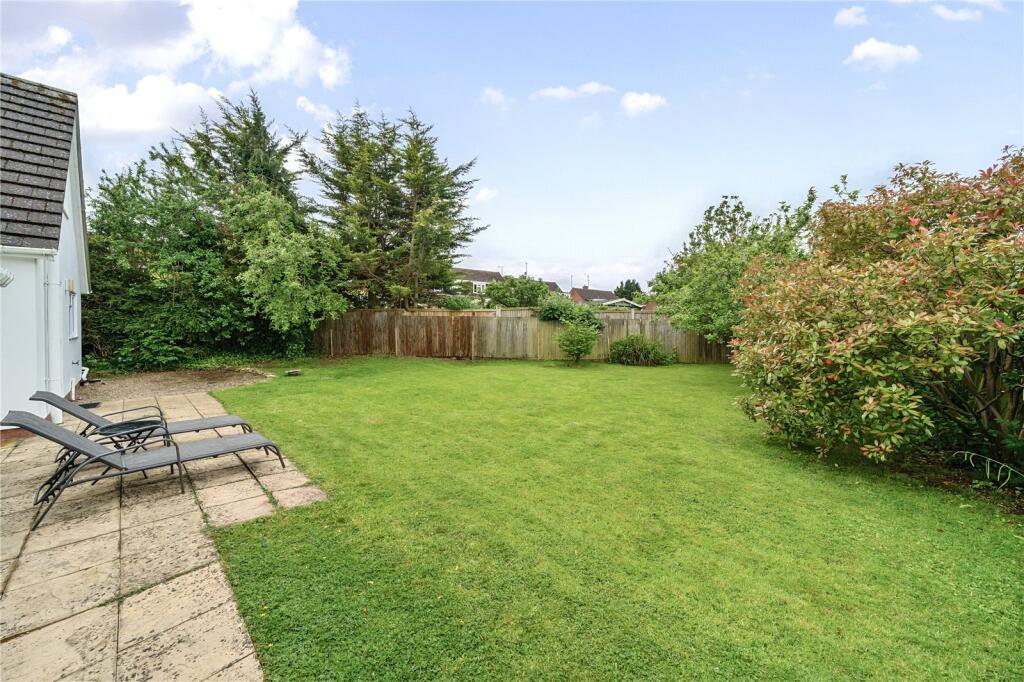 Cowley Close, Benhall, Cheltenham, GL51 - View 4