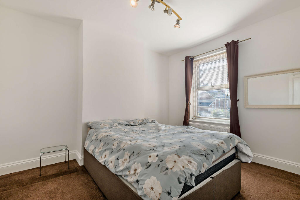 House in Gloucester, Gloucestershire - View 4