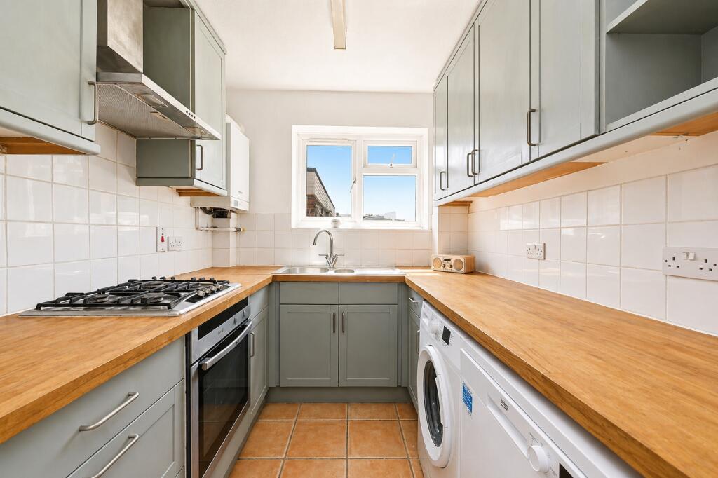 Additional image 3 of Flat 27 Eastbury Court, Lemsford Road, St Albans, Herts, AL1