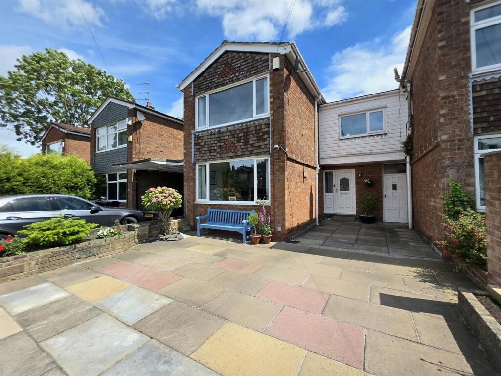 Main image of property: Motcombe Farm Road, Heald Green