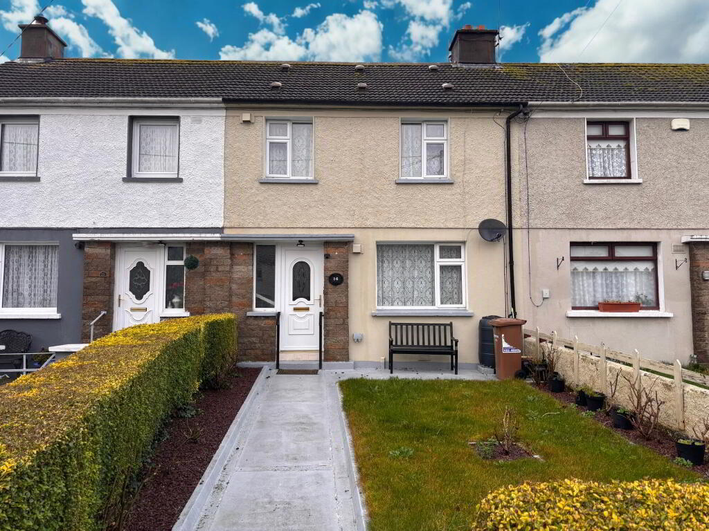 Main image of property: 16 Pearse Park, Clonmel