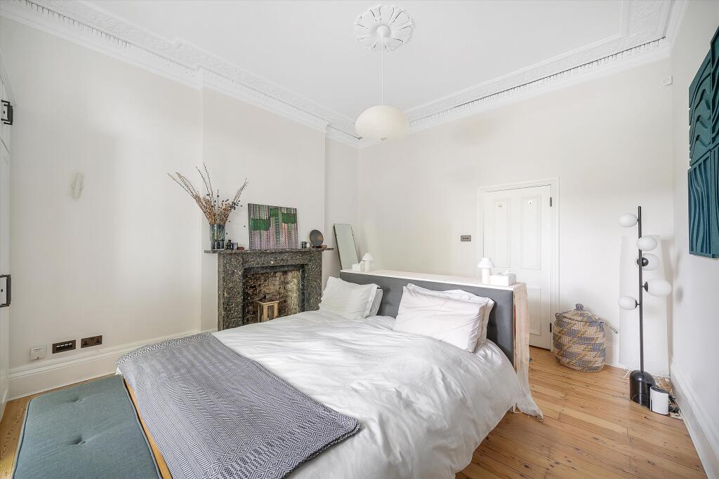 Apartment in London - View 4