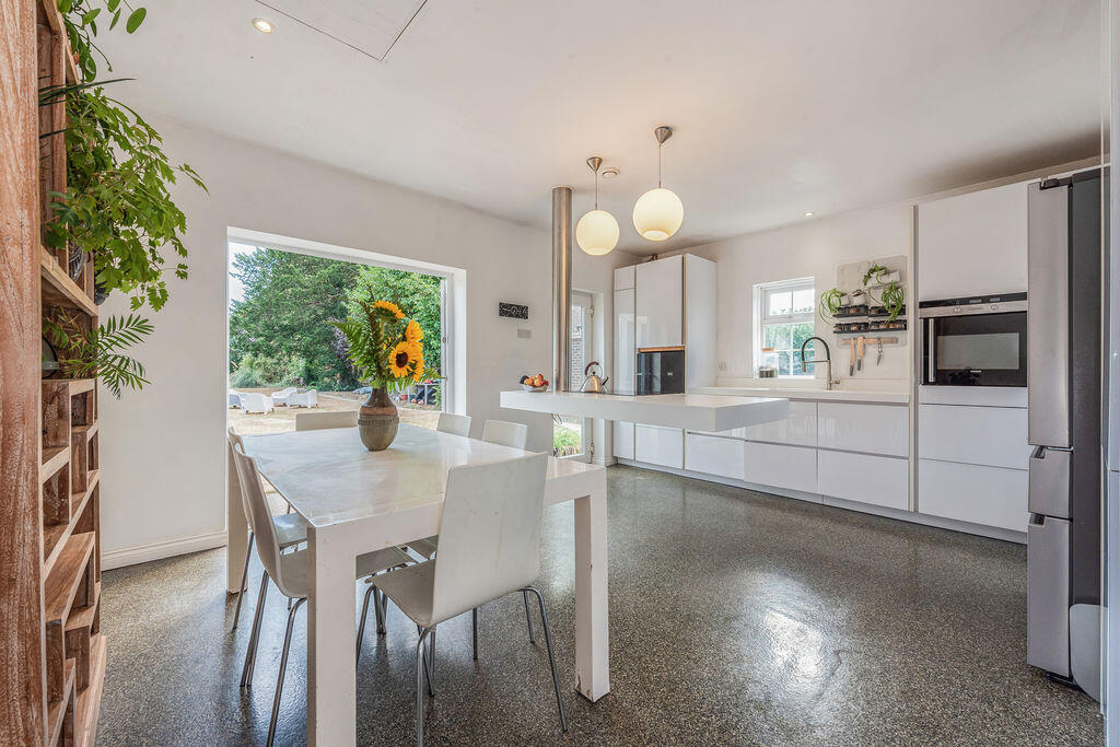 House in Chichester, Woodmancote, Westbourne - View 4